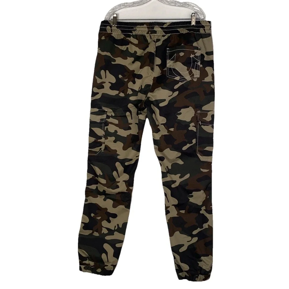 True Religion Camo Cargo Pants Men's Medium‎ 139$ Retail NWT